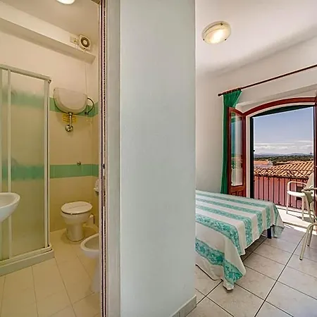 Marinaro Hotel